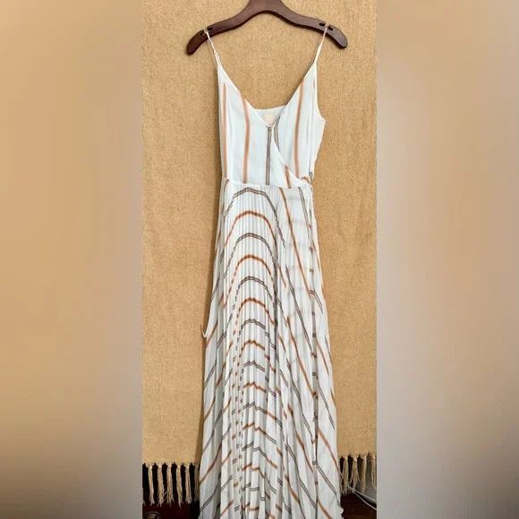 H&M Ivory Maxi Dress with Tan Stripes size 6 - Picture 5 of 16